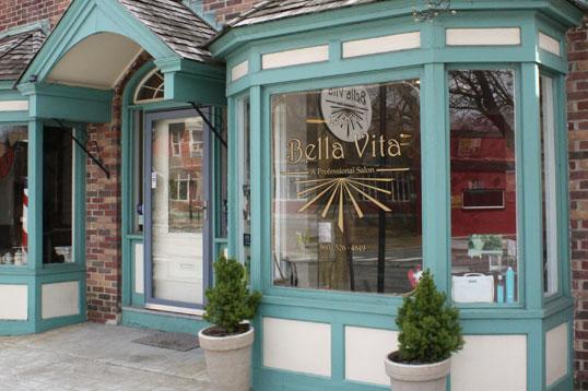 Leah's Bella Vita Salon Storefront